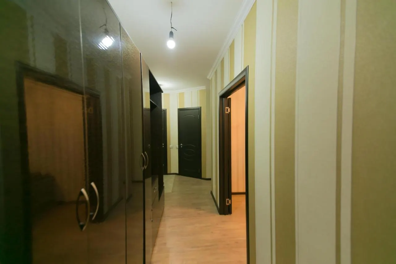 Cozy Apartment On Sarayshyq Street 5E Αστάνα 0*,  Καζακστάν